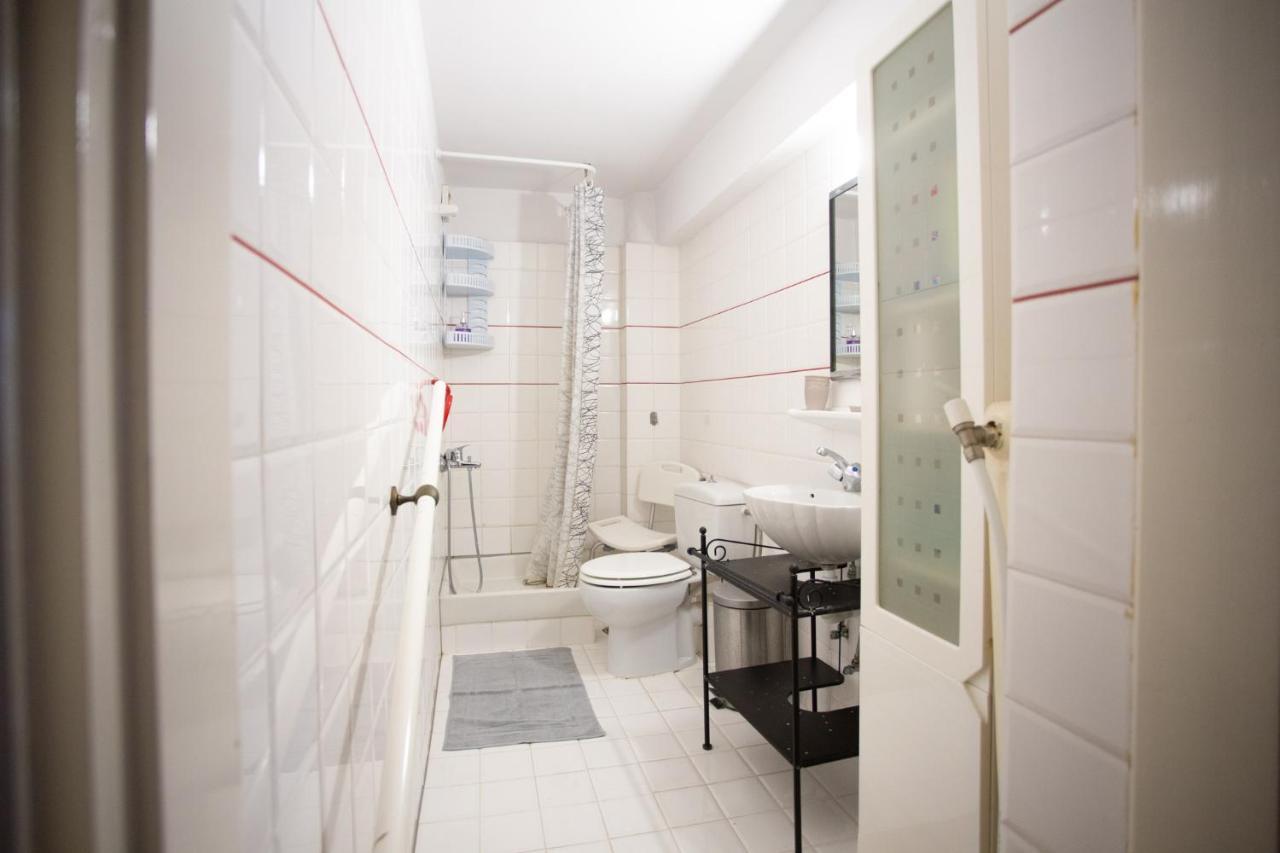 Traditional Villa Appartment With Garden, Also For Gatherings ,15 Minutes From Thessaloniki Airport Eksteriør billede