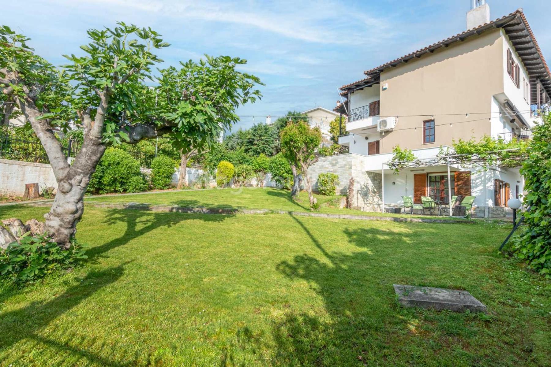 Traditional Villa Appartment With Garden, Also For Gatherings ,15 Minutes From Thessaloniki Airport Eksteriør billede