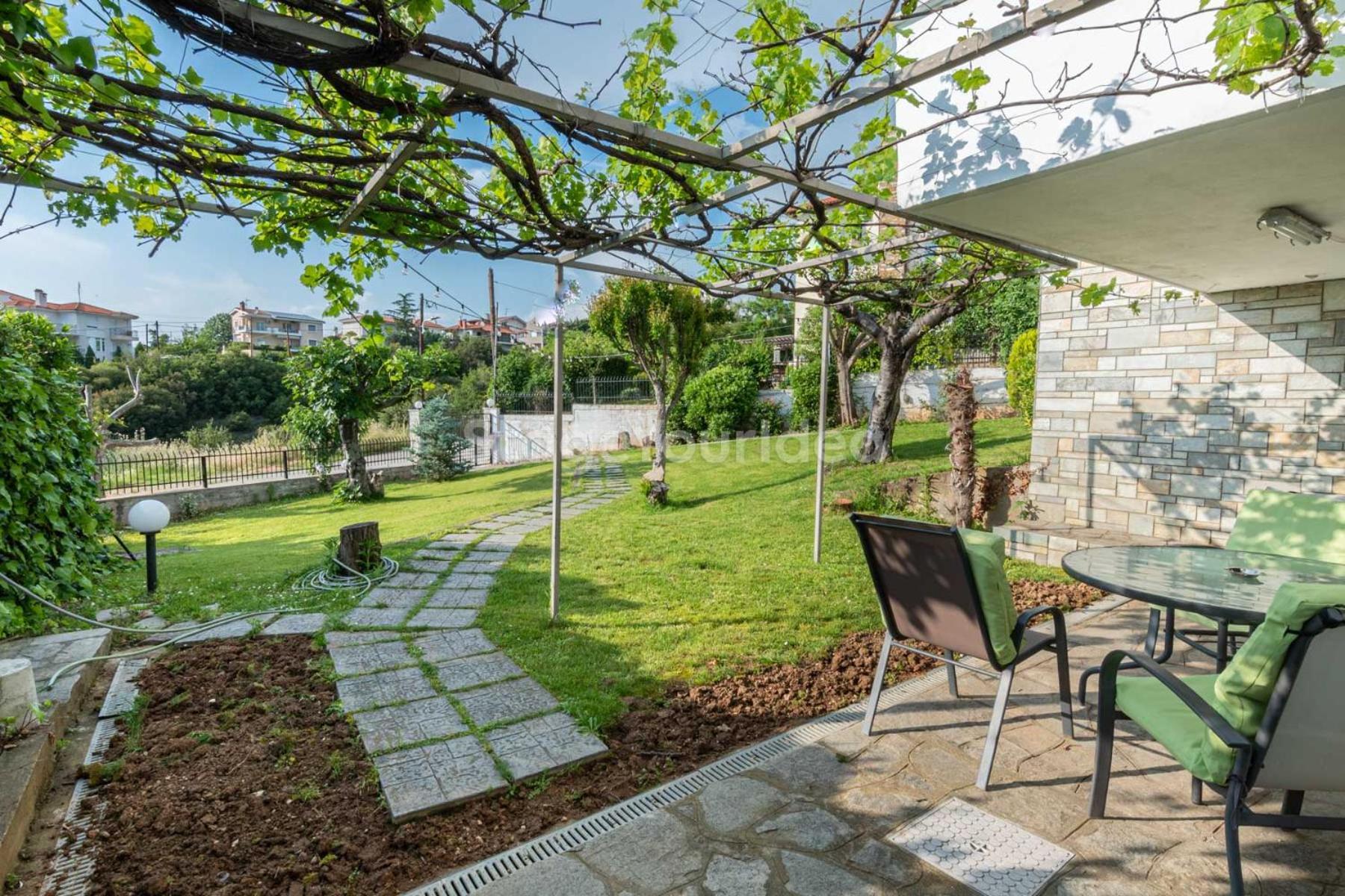 Traditional Villa Appartment With Garden, Also For Gatherings ,15 Minutes From Thessaloniki Airport Eksteriør billede